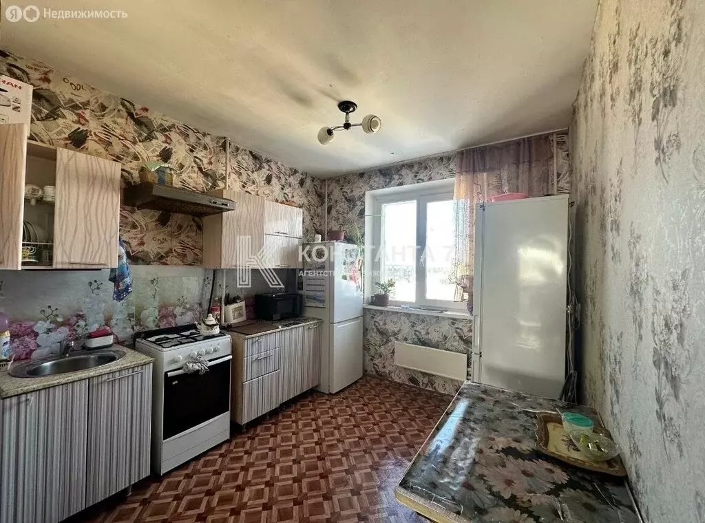 2-комнатная квартира: Чебаркуль, Октябрьская улица, 9Б (56.7 м) - Фото 2