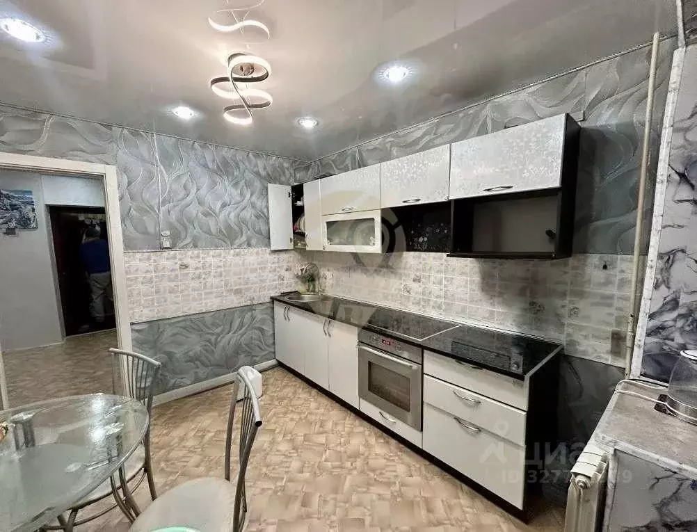 3-к кв. Белгородская область, Старый Оскол Дубрава мкр, 2 кв-л, 2 ... - Фото 2