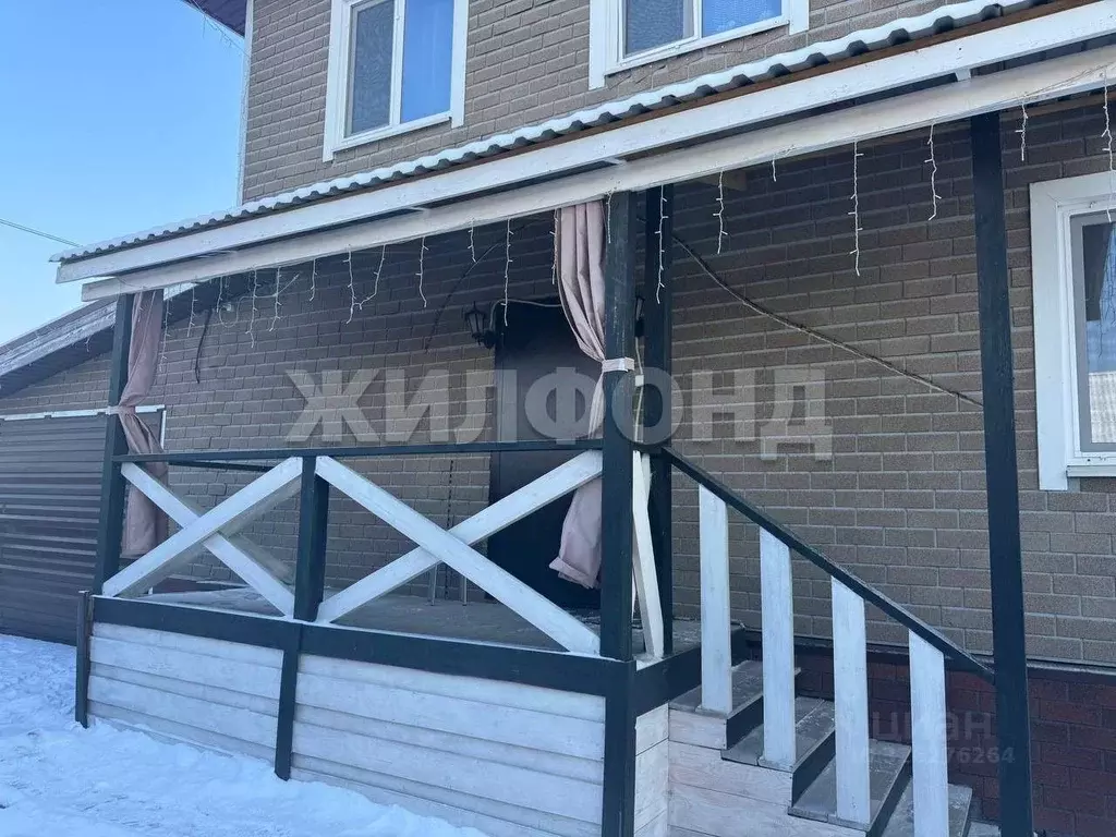 Дом в Хакасия, Абакан ул. Надежды (200 м) - Фото 1