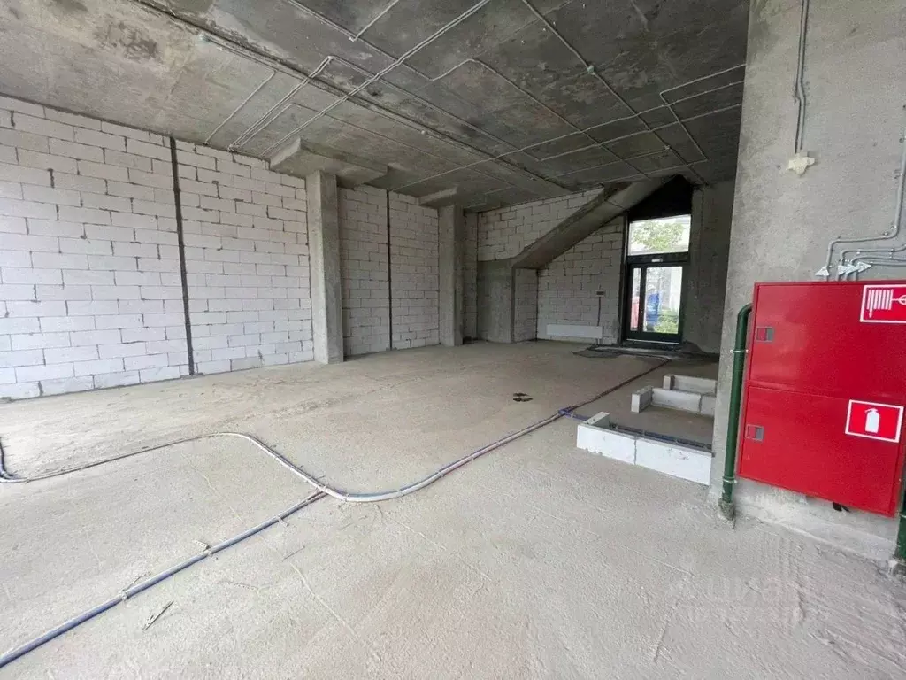 Торговая площадь в Москва наб. Марка Шагала, 11к1 (121 м) - Фото 1