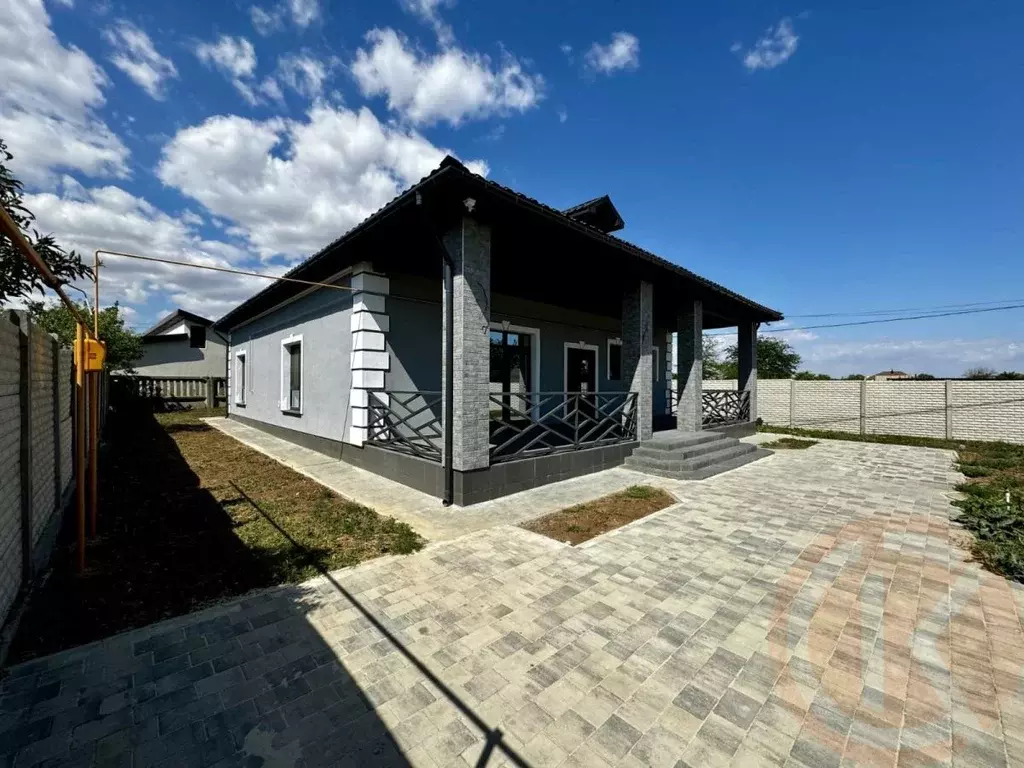 Дом в Крым, Сакский район, с. Уютное ул. Новая, 14 (163 м) - Фото 1