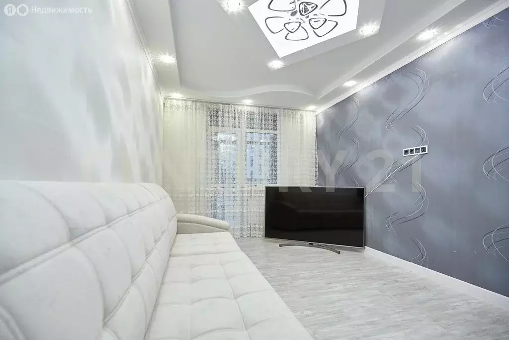 2-комнатная квартира: Ульяновск, Юго-западная улица, 11 (60 м) - Фото 2