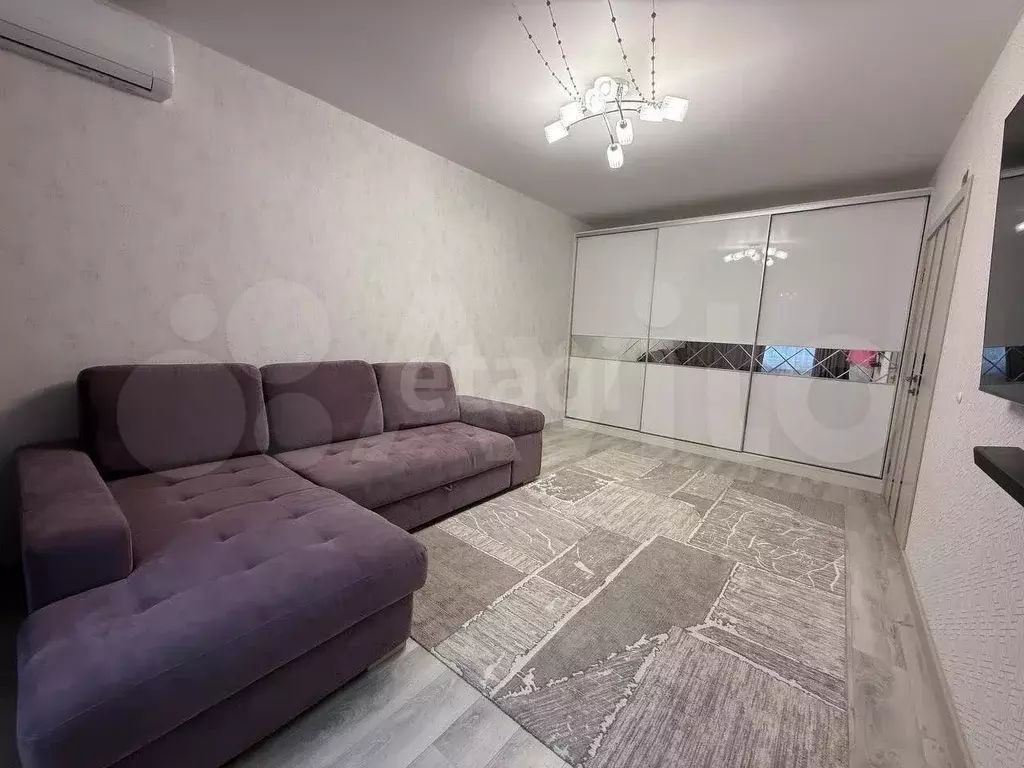 2-к. квартира, 50 м, 2/10 эт. - Фото 1