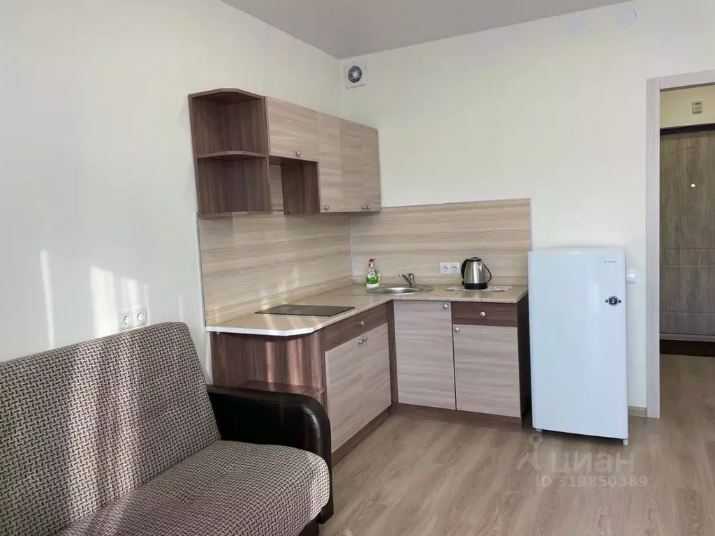 Студия Тверская область, Тверь ул. С.Я. Лемешева, 10 (23.0 м) - Фото 1
