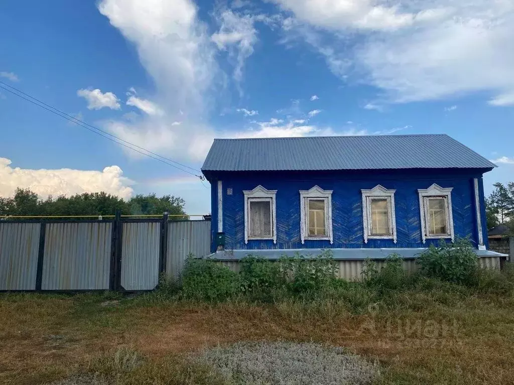 Дом в Оренбургская область, Оренбургский район, с. Никольское ... - Фото 0