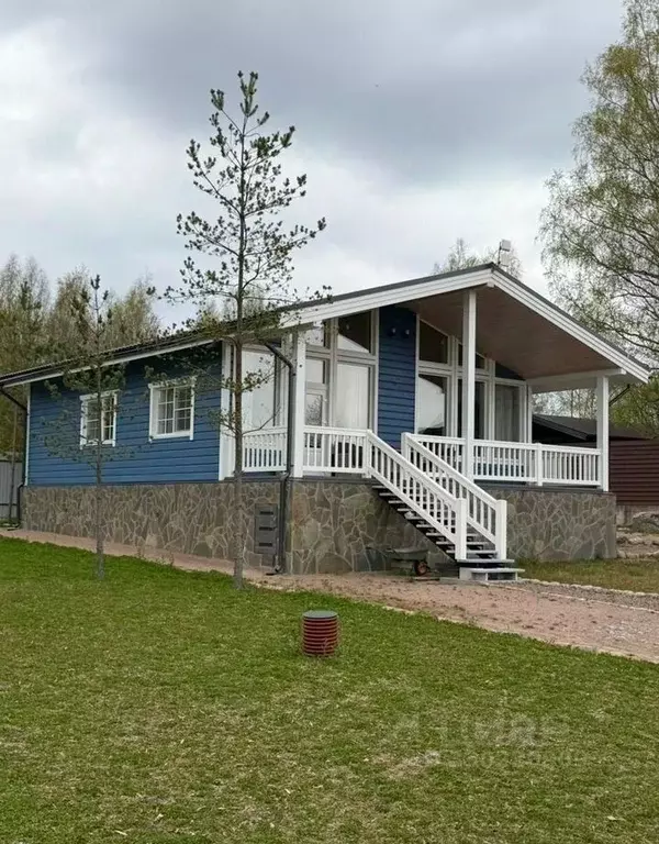 Дом в Ленинградская область, Выборгский район, Высоцкое городское ... - Фото 0