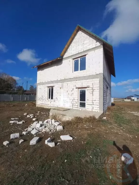 Дом в Крым, Раздольное пгт просп. 30-летия Победы, 45 (125 м) - Фото 1