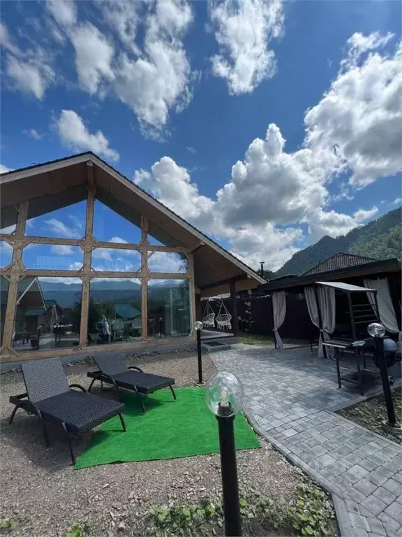 Дом в Алтай, Чемальский район, с. Чемал Курортная ул., 19 (120 м) - Фото 1