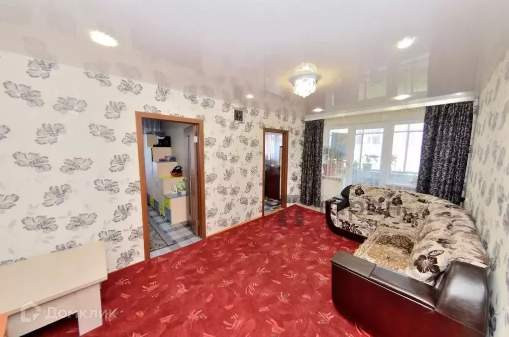 Продаётся 4-к квартира, 60.7 м - Фото 1