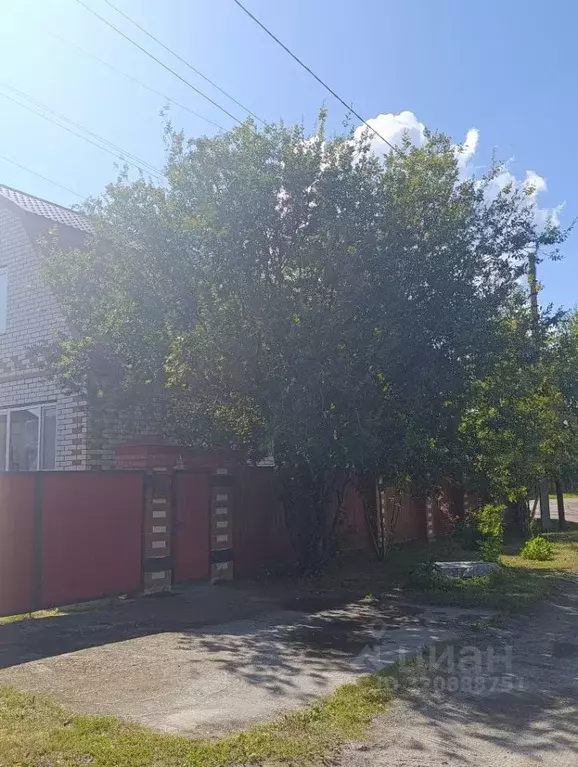 Дом в Ханты-Мансийский АО, Сургут пос. Снежный, ул. Коммунаров, 15 ... - Фото 0