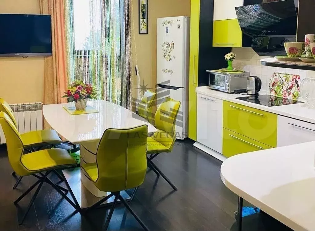 3-к. квартира, 140 м, 3/22 эт. - Фото 1