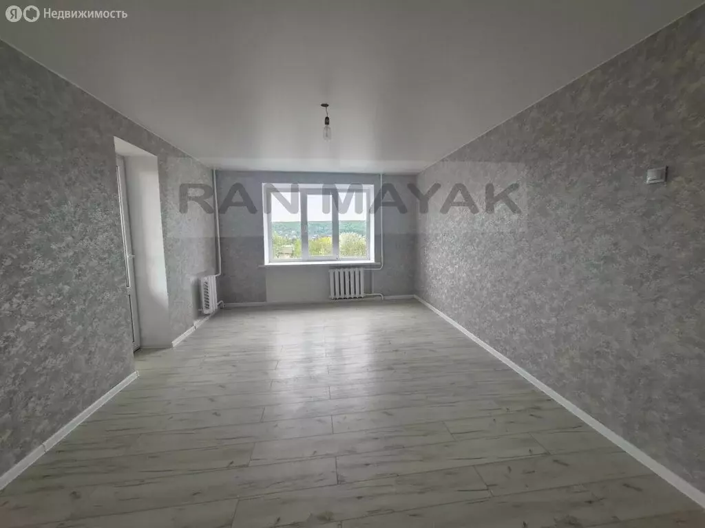 3-комнатная квартира: Майкоп, улица Ленина, 10 (61.1 м) - Фото 1