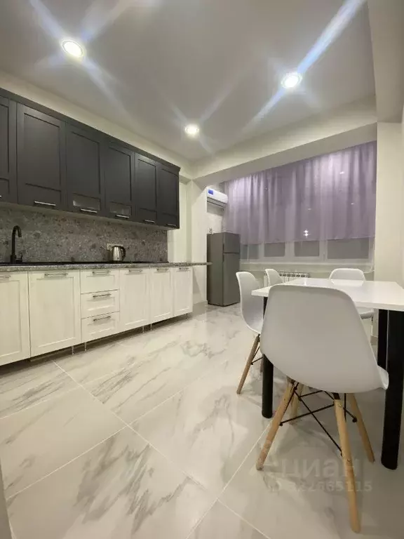 3-к кв. Дагестан, Каспийск ул. Магомедали Магомеджановa, 13А (70.3 м) - Фото 1