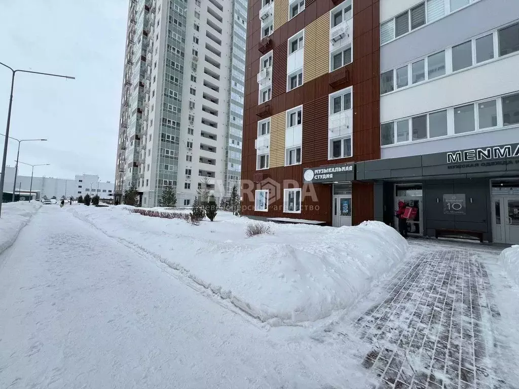 помещение свободного назначения в ульяновская область, ульяновск ул. . - Фото 0