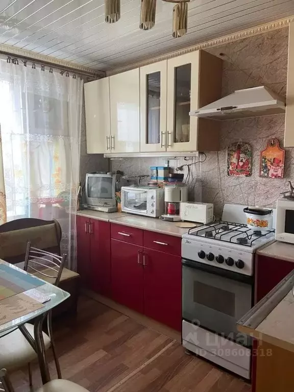 3-к кв. Костромская область, Нерехта ул. Лобанова, 13 (48.1 м) - Фото 0