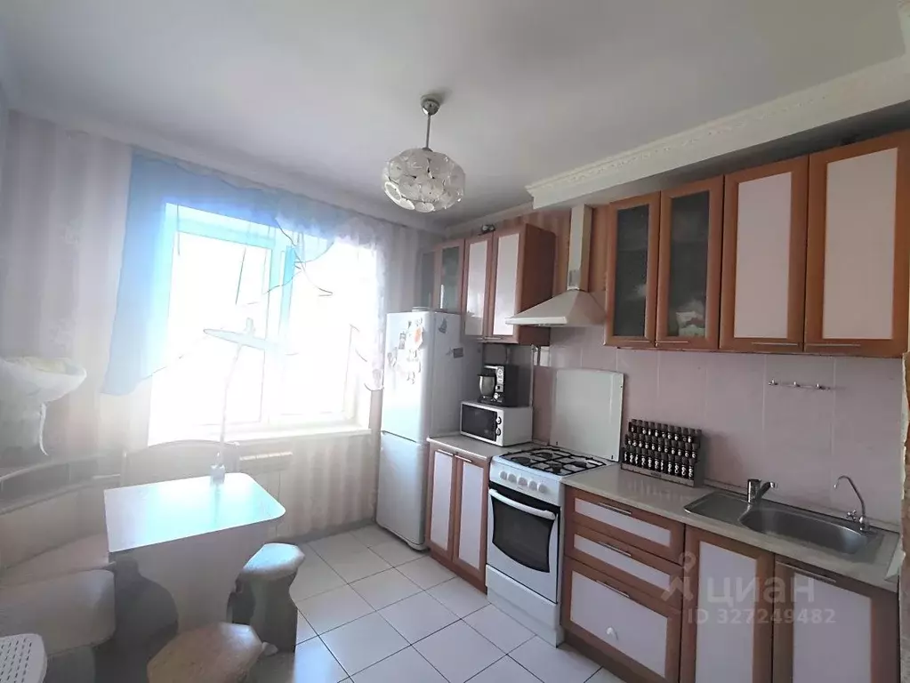 3-к кв. Омская область, Омск Краснознаменная ул., 26к4 (63.0 м) - Фото 1