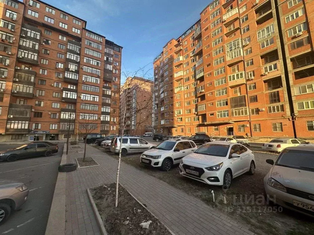 2-к кв. Дагестан, Махачкала ул. Хаджи Булача (79.0 м) - Фото 1