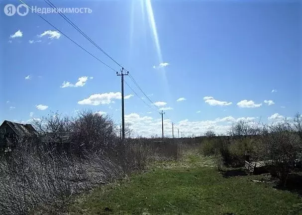 Участок в Большелуцкое сельское поселение, деревня Пулково (330 м) - Фото 0