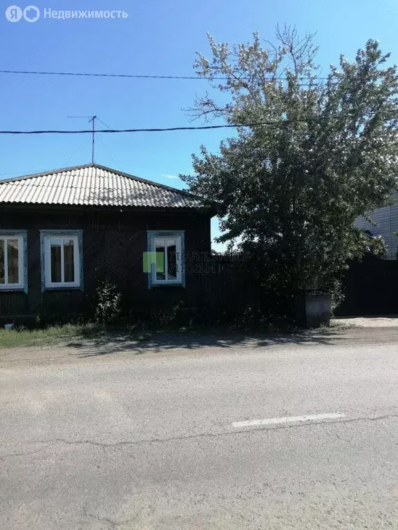 Дом в Кызыл, Холмистая улица (66.8 м) - Фото 0