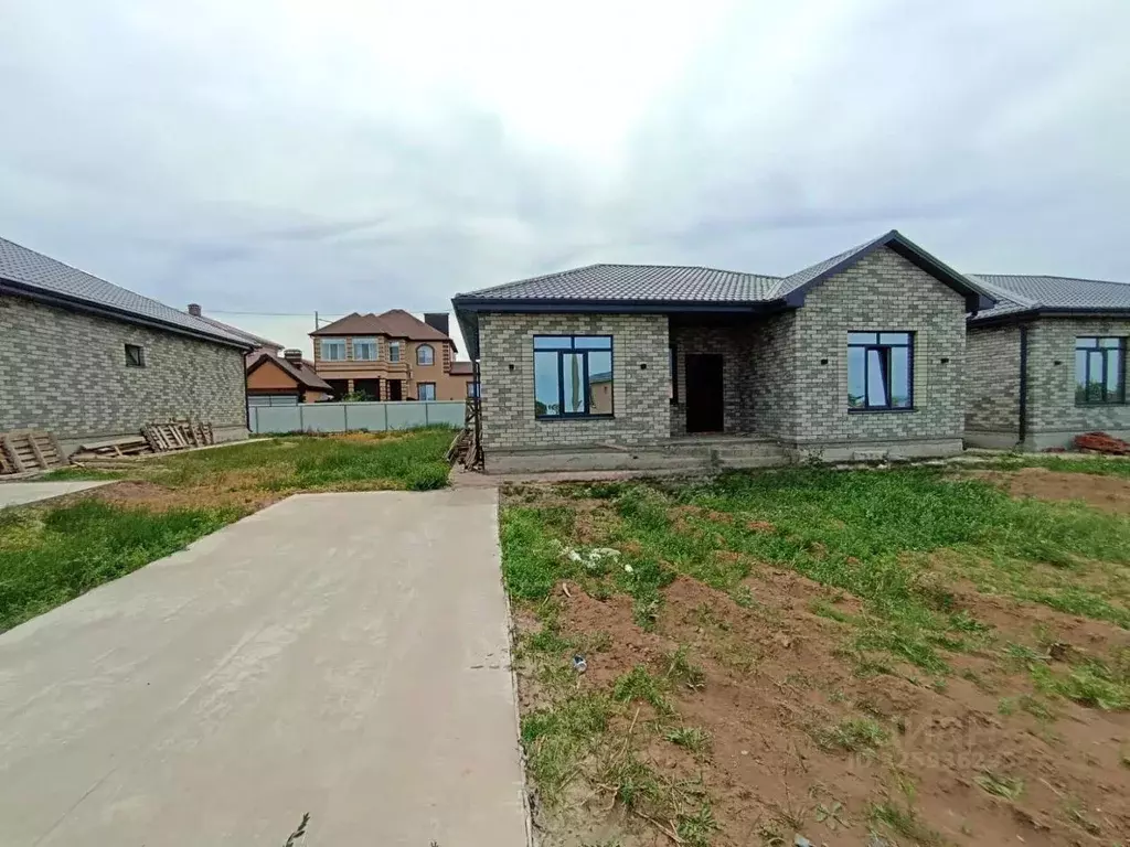 Дом в Ростовская область, Волгодонск Песчаная ул., 128 (105 м) - Фото 2