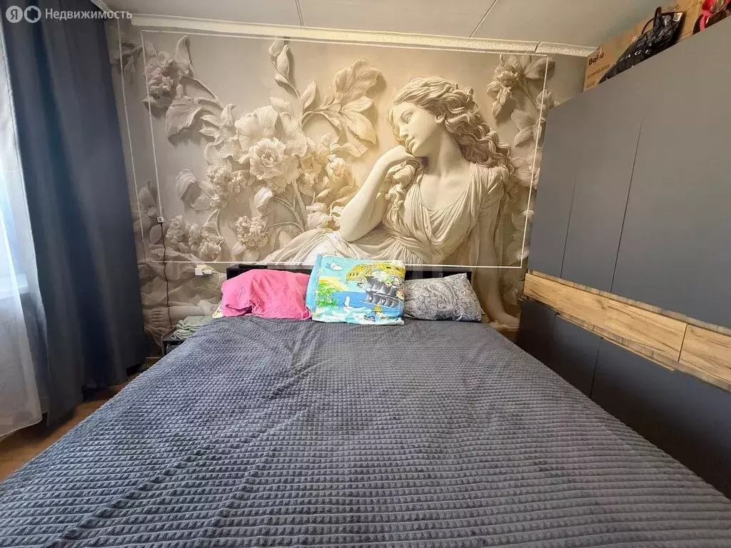 3-комнатная квартира: Волхов, Южный бульвар, 5 (61.8 м) - Фото 1