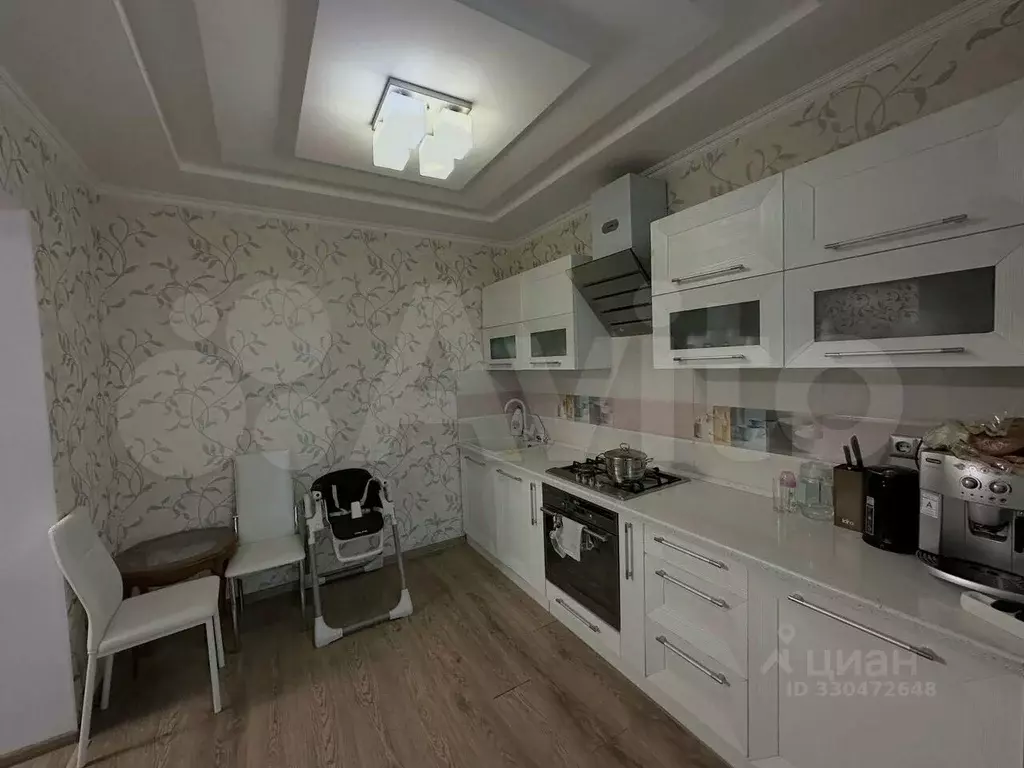 2-к кв. Крым, Симферополь ул. Лексина, 64 (55.0 м) - Фото 1