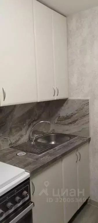 2-к кв. Омская область, Омск просп. Космический, 3 (42.3 м) - Фото 2