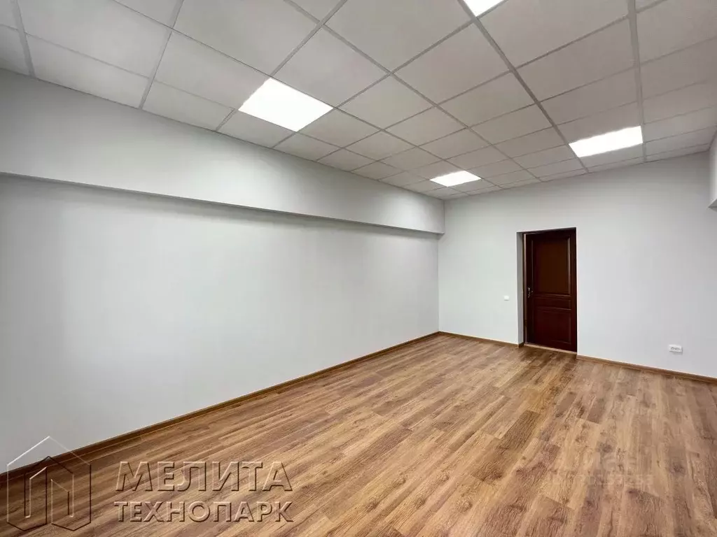 Офис в Татарстан, Казань ул. Ирек, 1к4 (23 м) - Фото 1