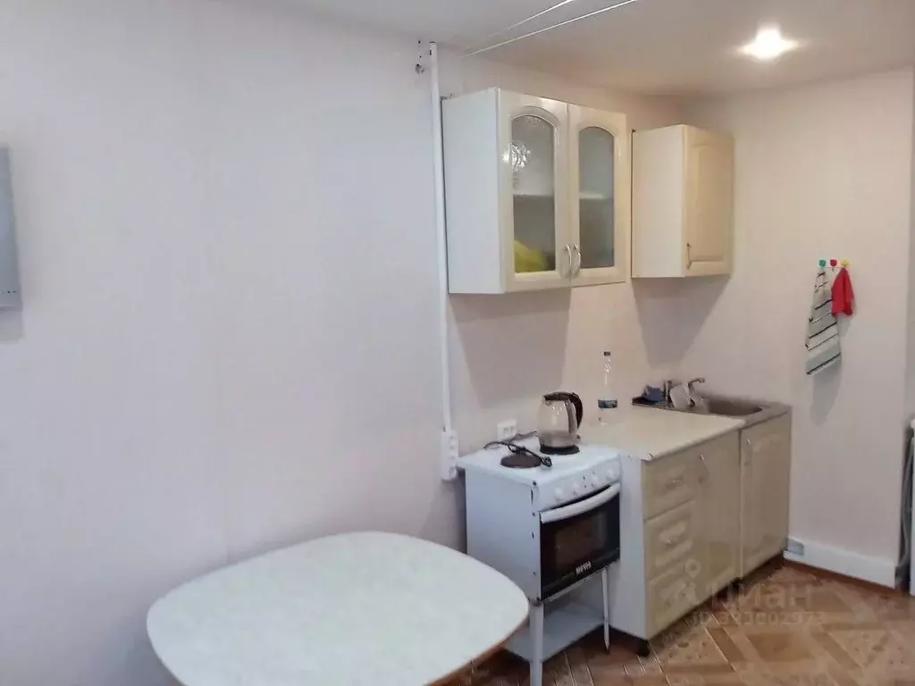 Студия Иркутская область, Иркутск ул. Помяловского, 1б (18.0 м) - Фото 1