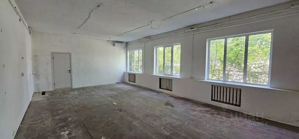 Помещение свободного назначения в Краснодарский край, Лабинск ул. ... - Фото 1