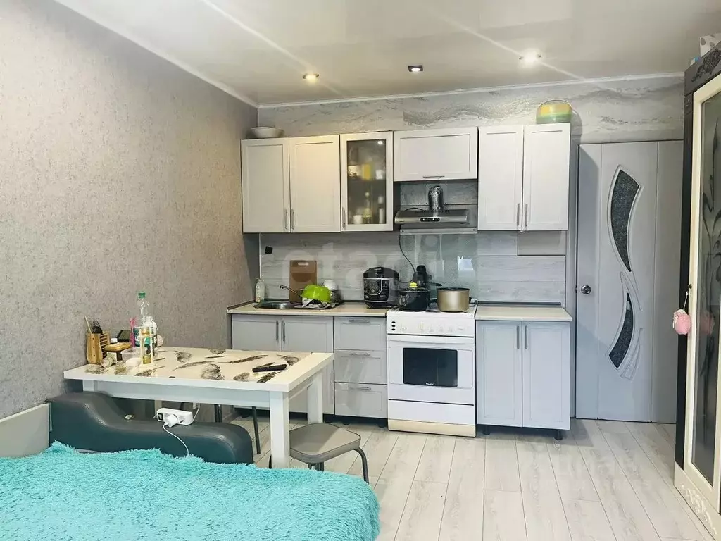 Студия Сахалинская область, Южно-Сахалинск Физкультурная ул., 26 (28.8 ... - Фото 1