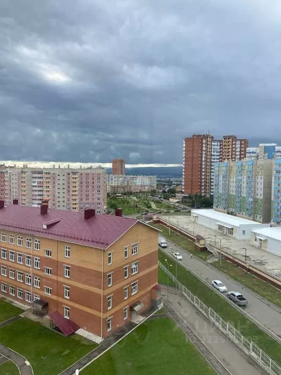 3-к кв. Красноярский край, Красноярск ул. Чернышевского, 108 (68.8 м) - Фото 1