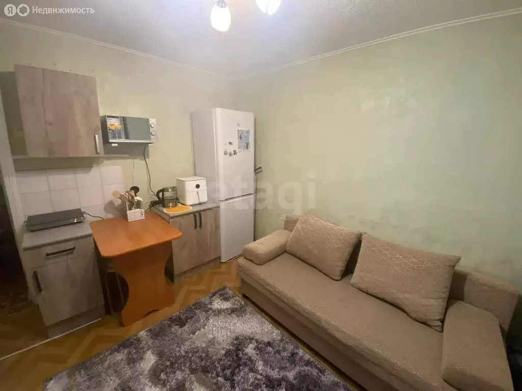 Квартира-студия: Тюмень, улица Республики, 248 (14.3 м) - Фото 1