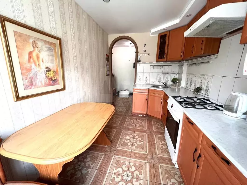 3-к. квартира, 60 м, 3/9 эт. - Фото 1