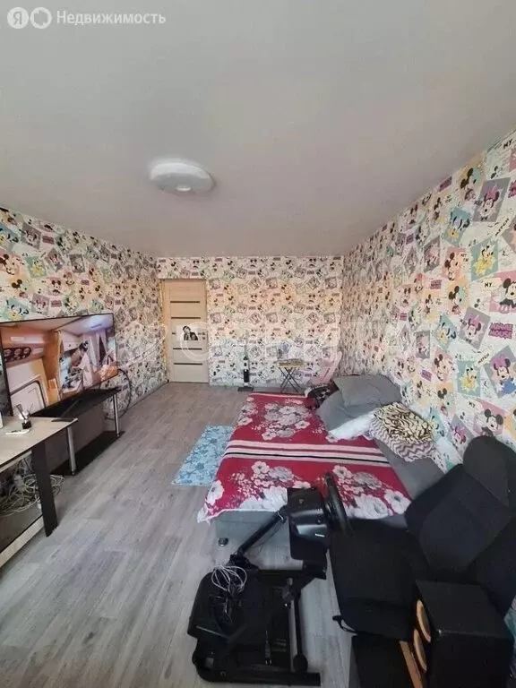 3-комнатная квартира: Тюмень, улица Федюнинского, 60 (86 м) - Фото 1