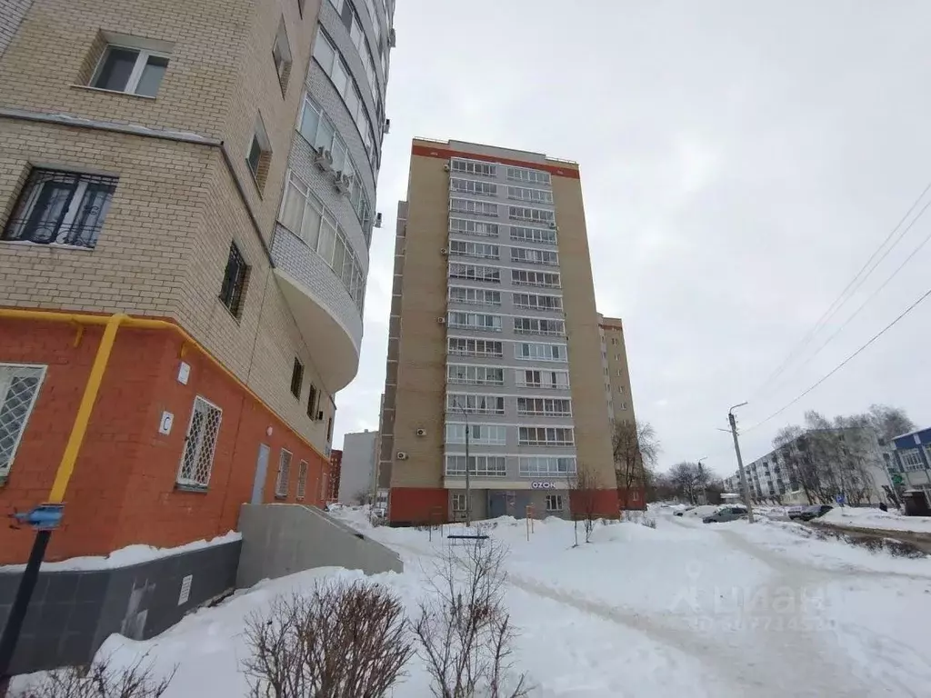 Офис в Татарстан, Набережные Челны бул. Имени Хусаина Ямашева, 20 (106 ... - Фото 1