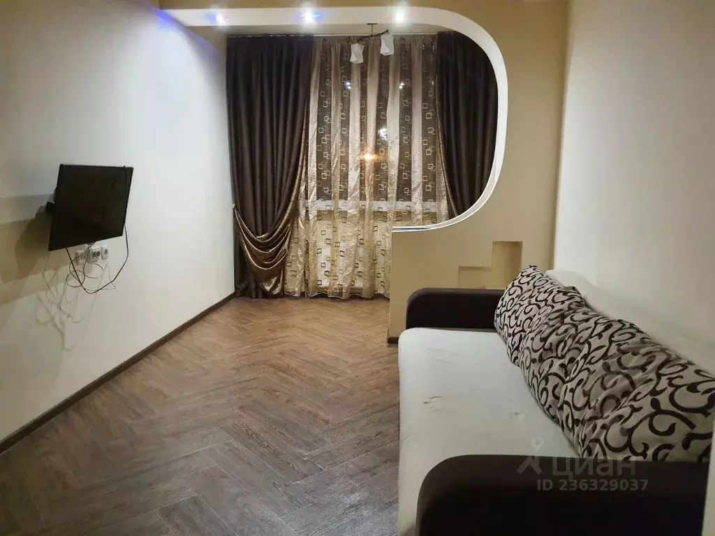 1-к кв. Севастополь просп. Генерала Острякова, 229/1 (43.0 м) - Фото 1