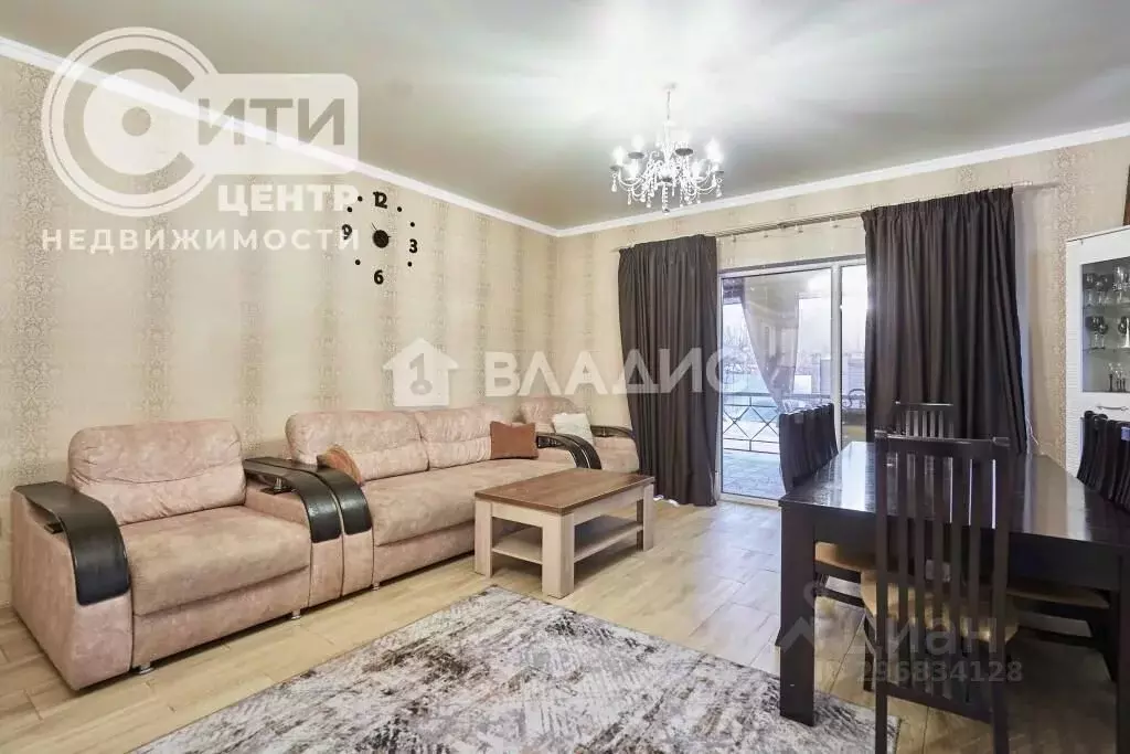 Дом в Воронежская область, Семилукский район, Стрелица рп ул. ... - Фото 0
