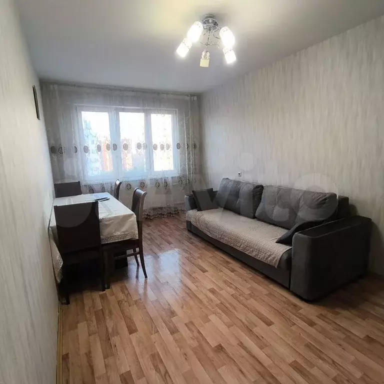 2-к. квартира, 62 м, 9/17 эт. - Фото 1