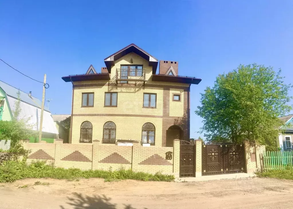 Дом в Коми, Сыктывкар ул. Громова, 75 (320 м) - Фото 1