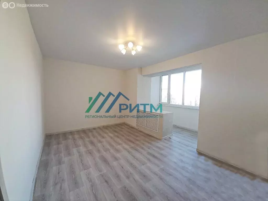 3-комнатная квартира: Пенза, улица Глазунова, 1 (62 м) - Фото 2