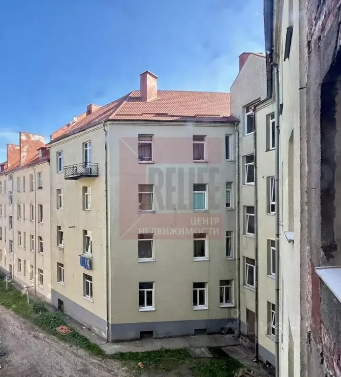 2-к кв. Калининградская область, Черняховск Заводская ул., 4 (66.0 м) - Фото 1