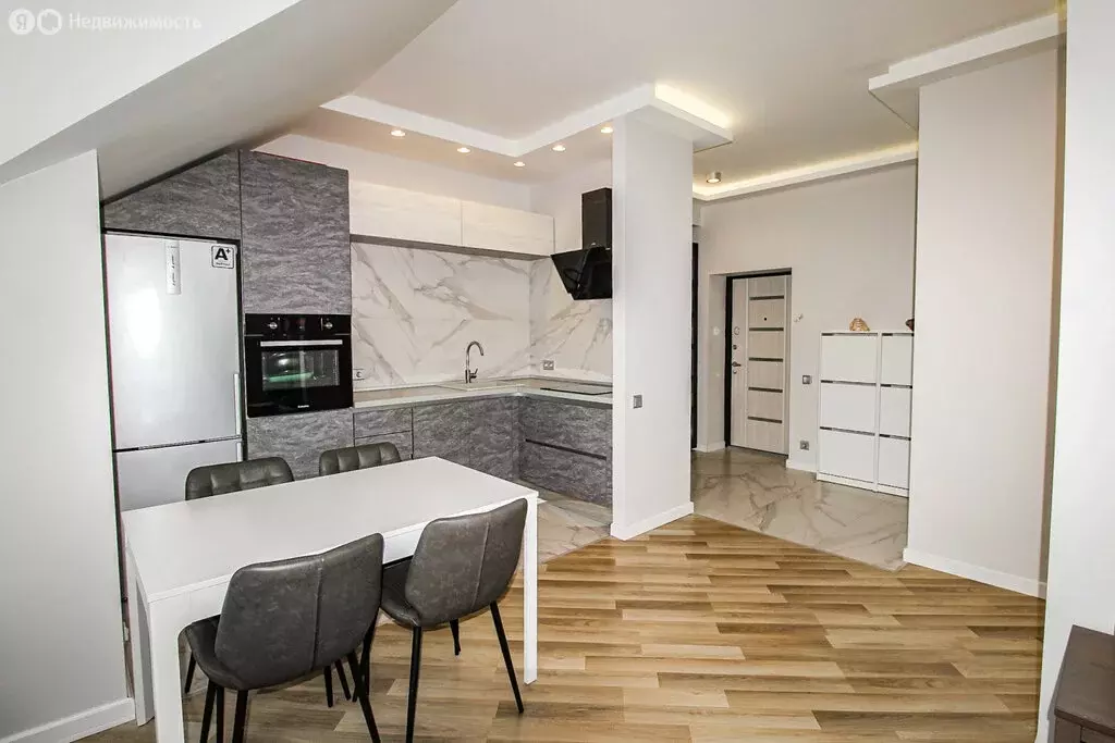 2-комнатная квартира: Тула, Серебровская улица, 45 (80 м) - Фото 1