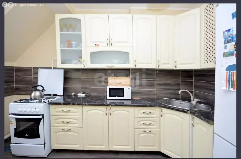 2-комнатная квартира: Якутск, улица Маяковского, 102 (53.9 м) - Фото 2