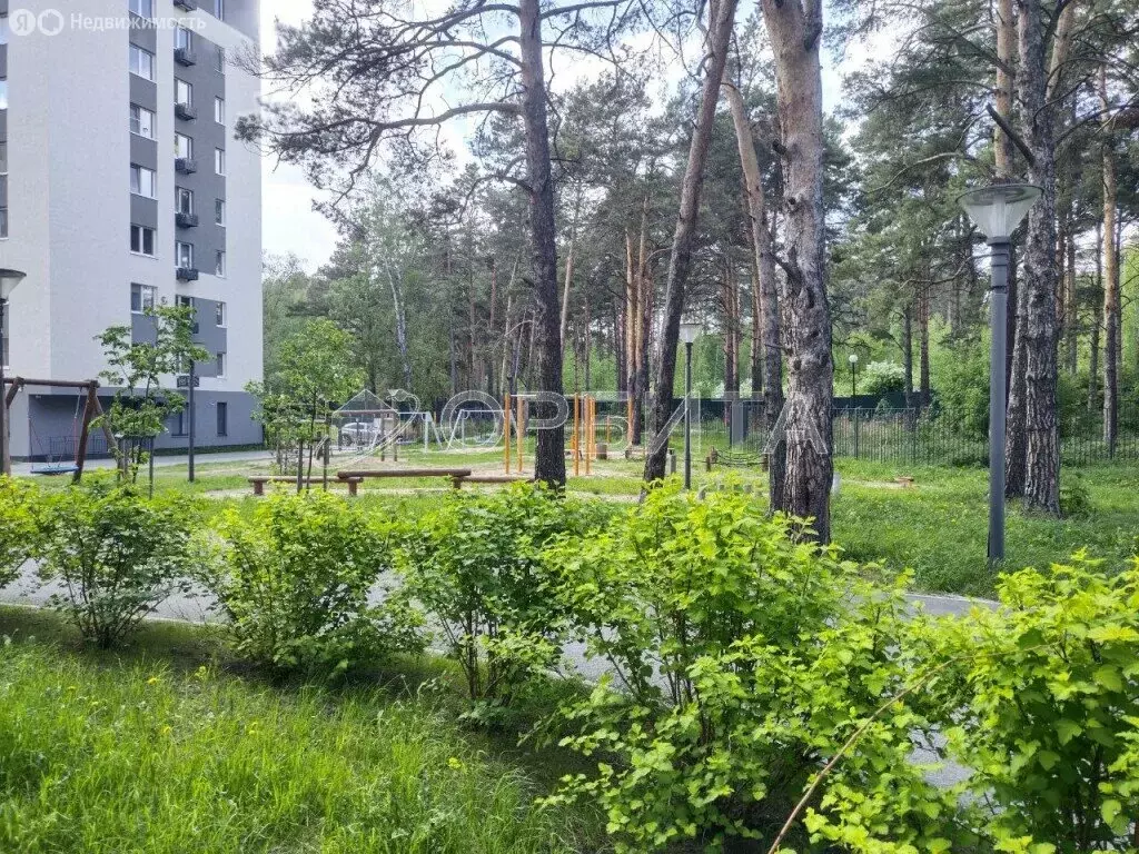 2-комнатная квартира: Тюмень, Героев Сталинградской битвы, 5 (56 м) - Фото 1