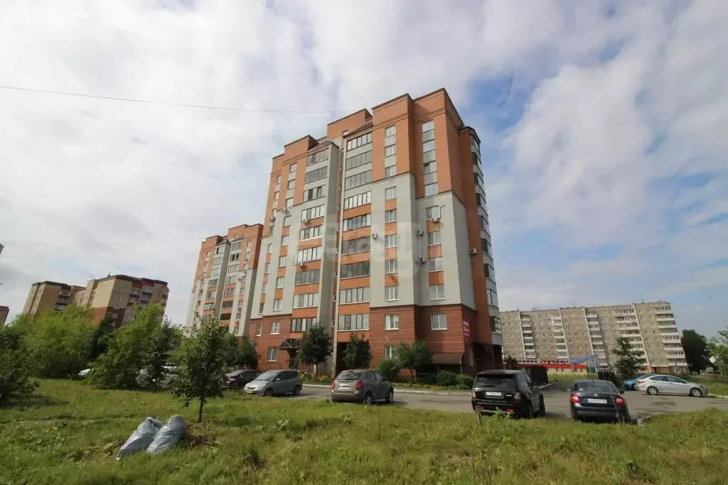 2-комнатная квартира: Нижний Тагил, Уральский проспект, 79 (68.9 м) - Фото 1