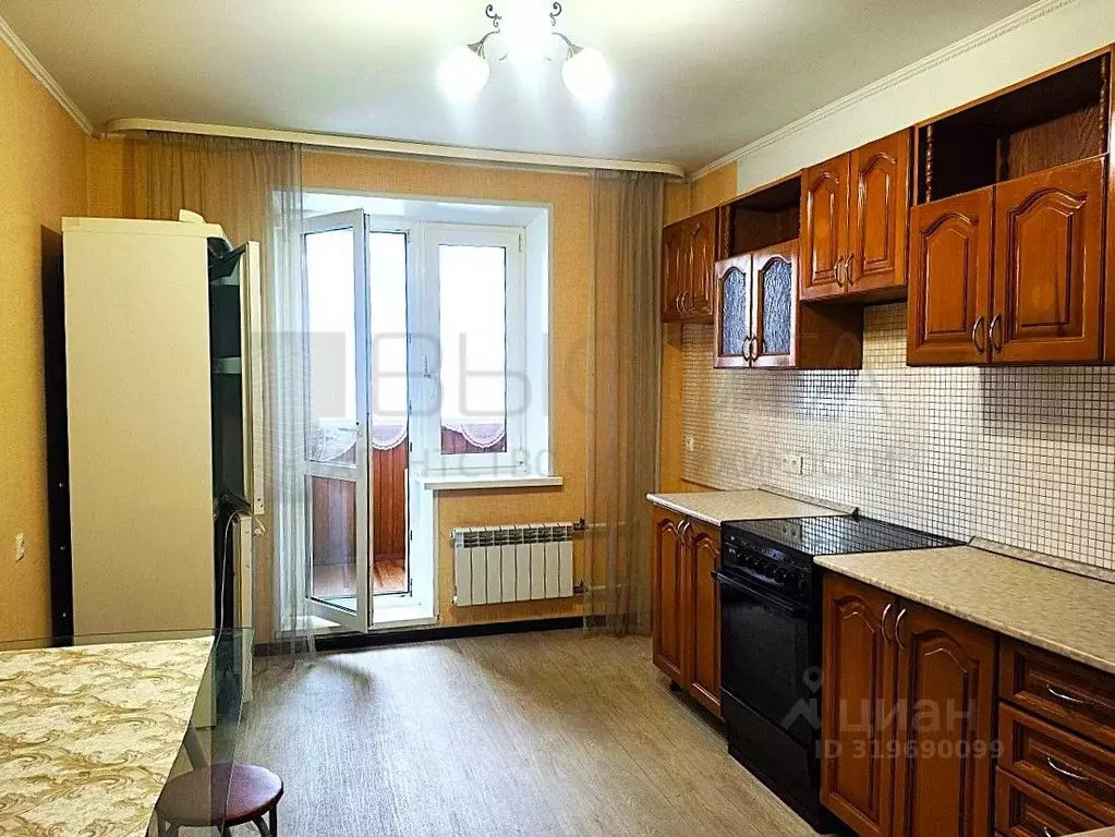 2-к кв. Тюменская область, Тюмень Широтная ул., 104 (74.0 м) - Фото 0