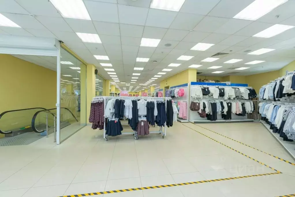 Помещение свободного назначения в Пермский край, Пермь ул. Крисанова, ... - Фото 2