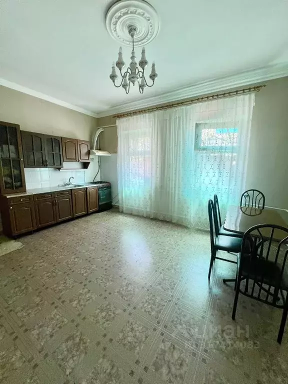 Дом в Северная Осетия, Владикавказ Севастопольская ул., 21 (100 м) - Фото 1