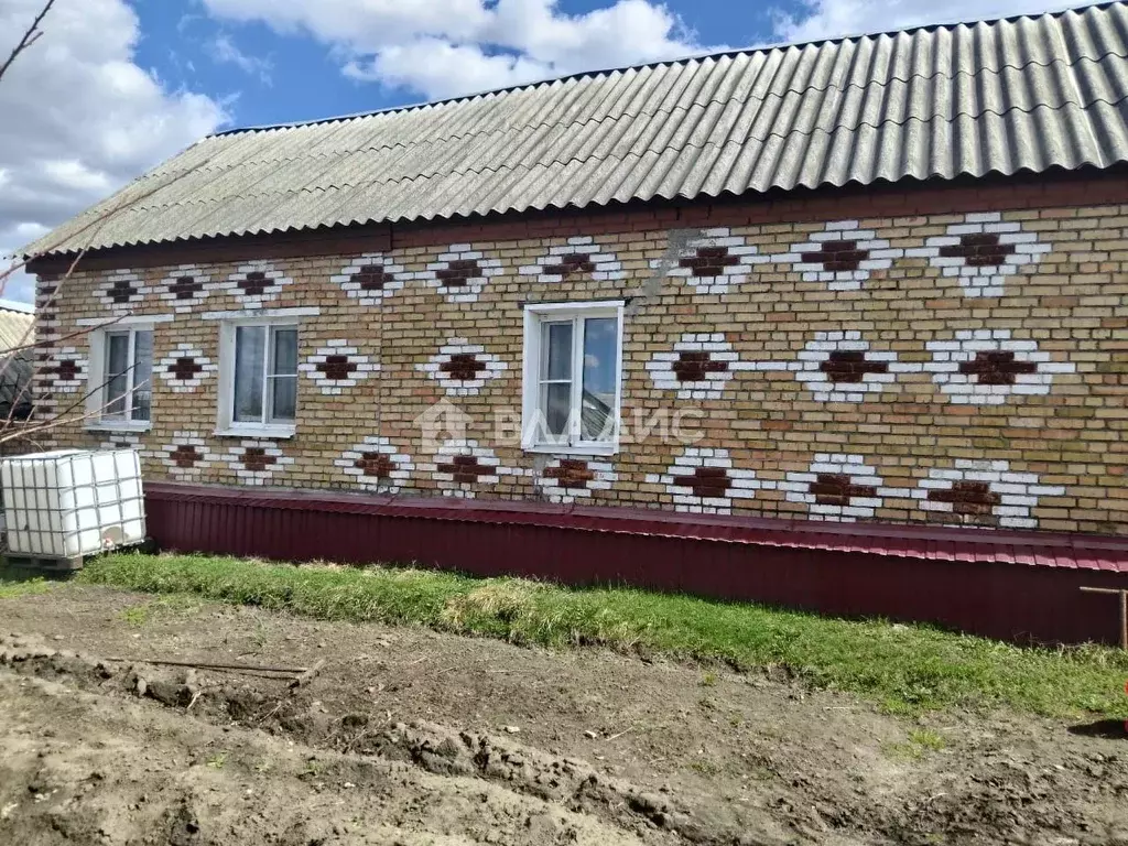 Дом в Пензенская область, Бессоновский район, пос. Десятая Артель ... - Фото 1